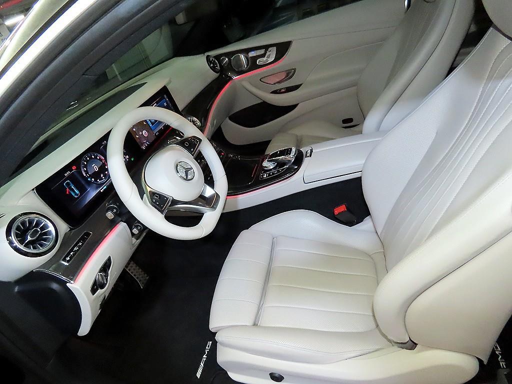벤츠 E 클래스 E-클래스 W213 E400 4MATIC 쿠페 이미지 6