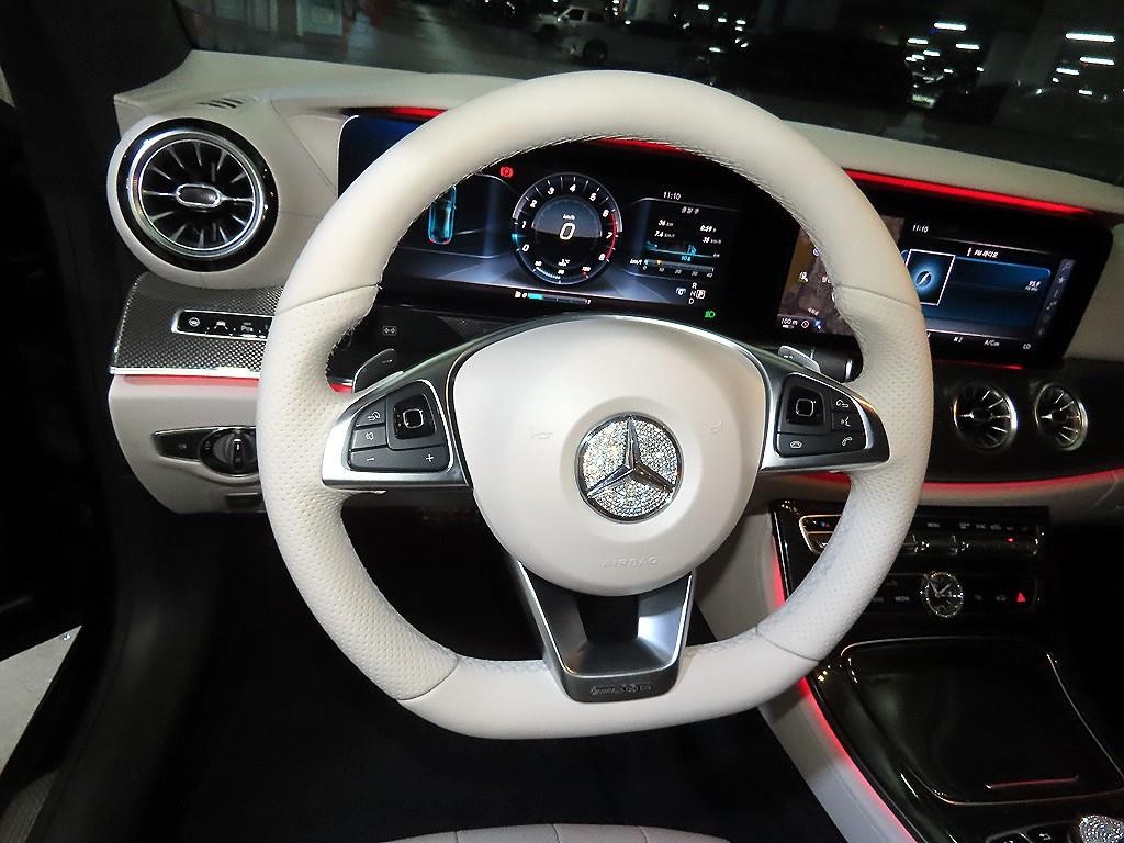 벤츠 E 클래스 E-클래스 W213 E400 4MATIC 쿠페 이미지 8