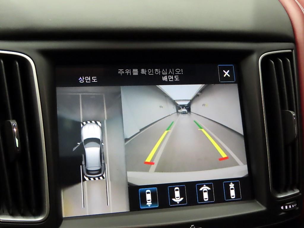 마세라티 르반떼 3.0 디젤 AWD 그란 루쏘 이미지 15