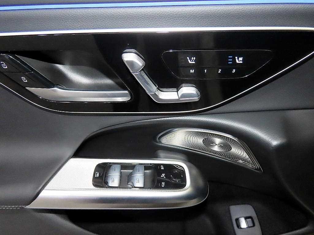벤츠 E 클래스 E-클래스 W214 E300 4MATIC AMG Line 이미지 13
