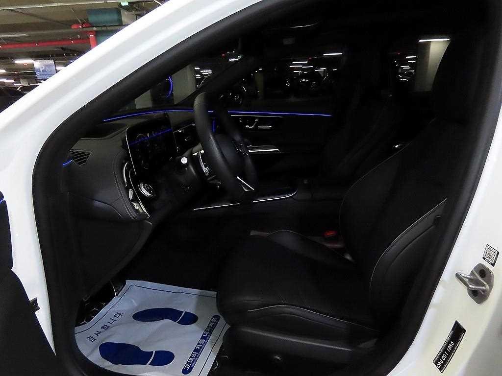 벤츠 E 클래스 E-클래스 W214 E300 4MATIC AMG Line 이미지 6
