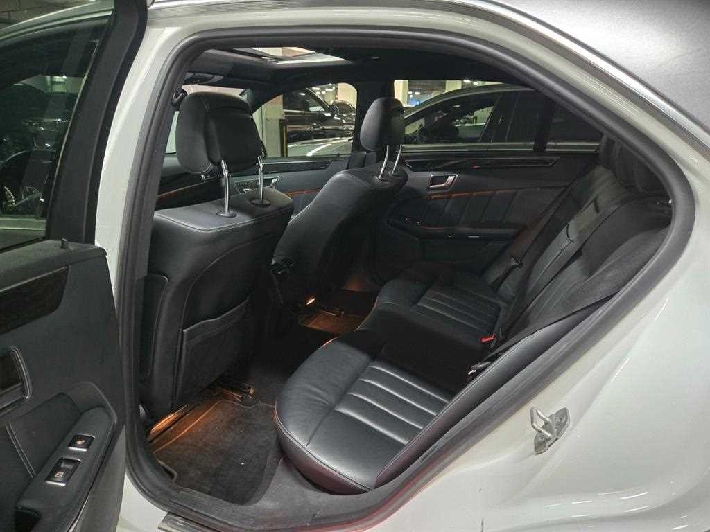 벤츠 E 클래스 E-클래스 W212 E220 블루텍 아방가르드 이미지 15