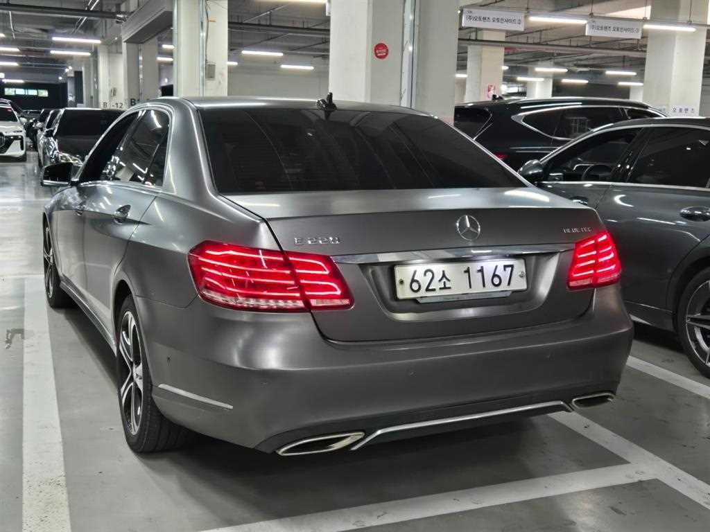 벤츠 E 클래스 E-클래스 W212 E220 블루텍 아방가르드 이미지 3
