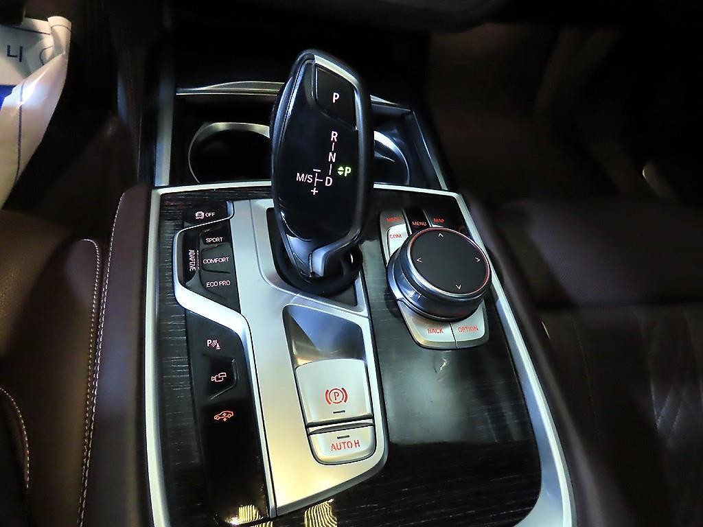 BMW 7시리즈 7시리즈 (G11) 740Li xDrive M SPORT 스포츠 이미지 12