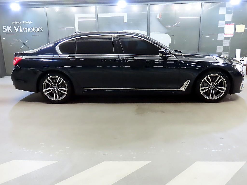 BMW 7시리즈 7시리즈 (G11) 740Li xDrive M SPORT 스포츠 이미지 3