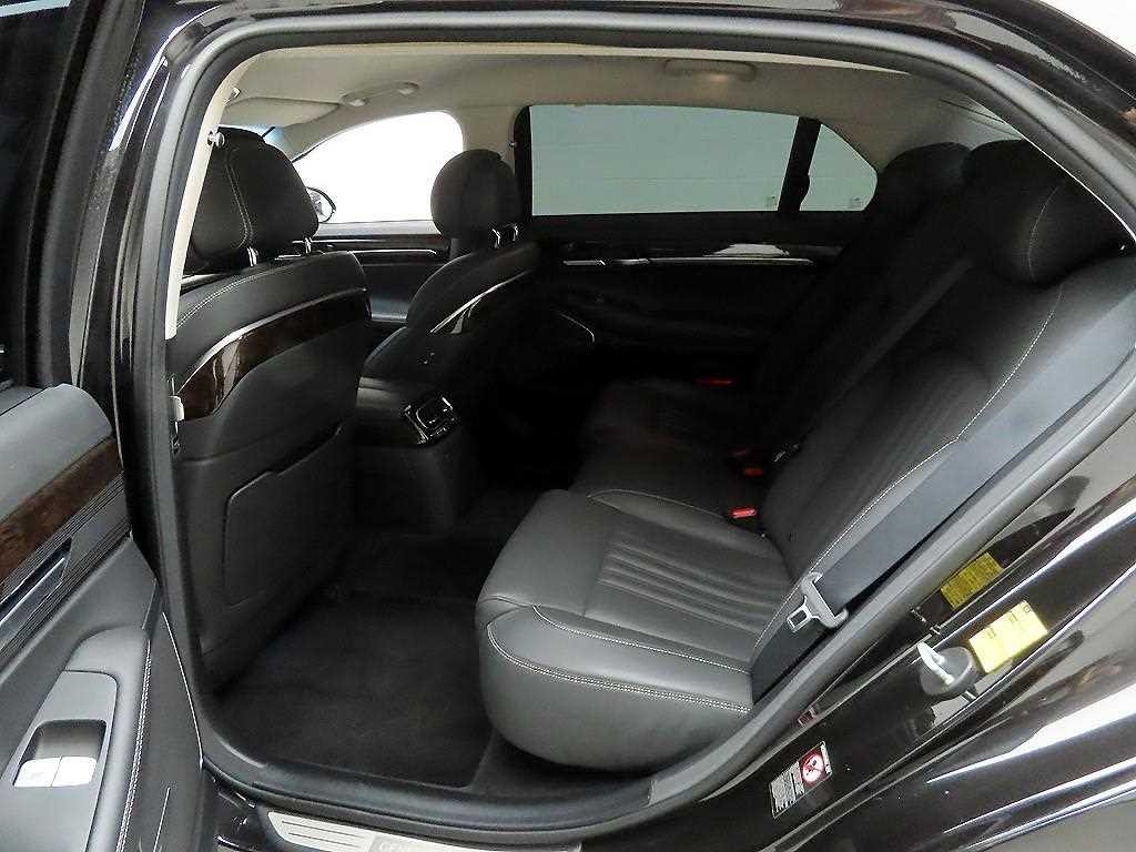 제네시스 G90 3.8 GDI AWD 프리미엄 럭셔리 이미지 13