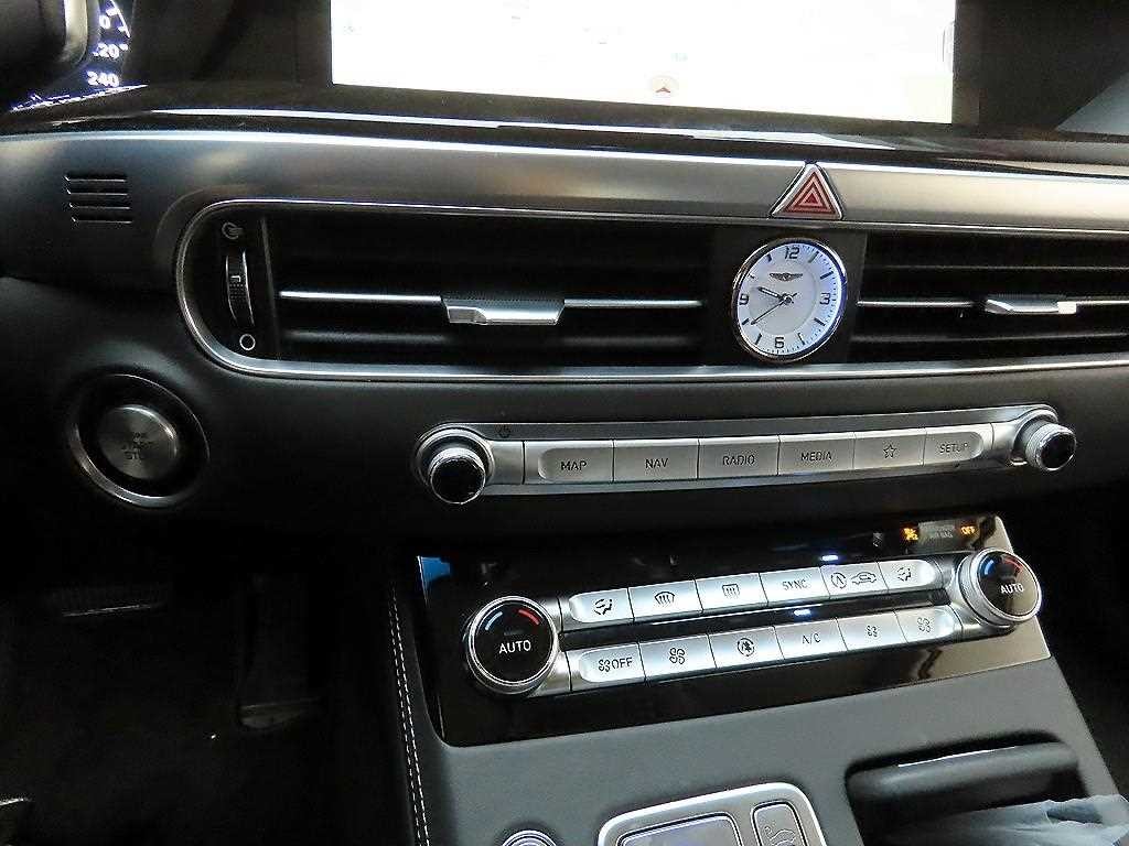 제네시스 G90 3.8 GDI AWD 프리미엄 럭셔리 이미지 15