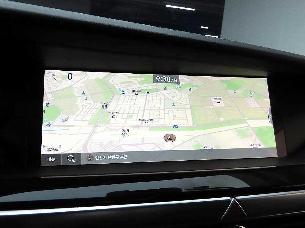 제네시스 G90 3.8 GDI AWD 프리미엄 럭셔리 이미지 9