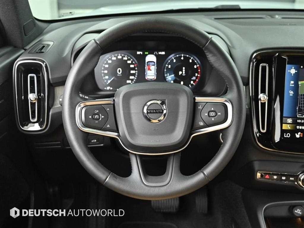 볼보 XC40 B4 AWD 인스크립션 이미지 13