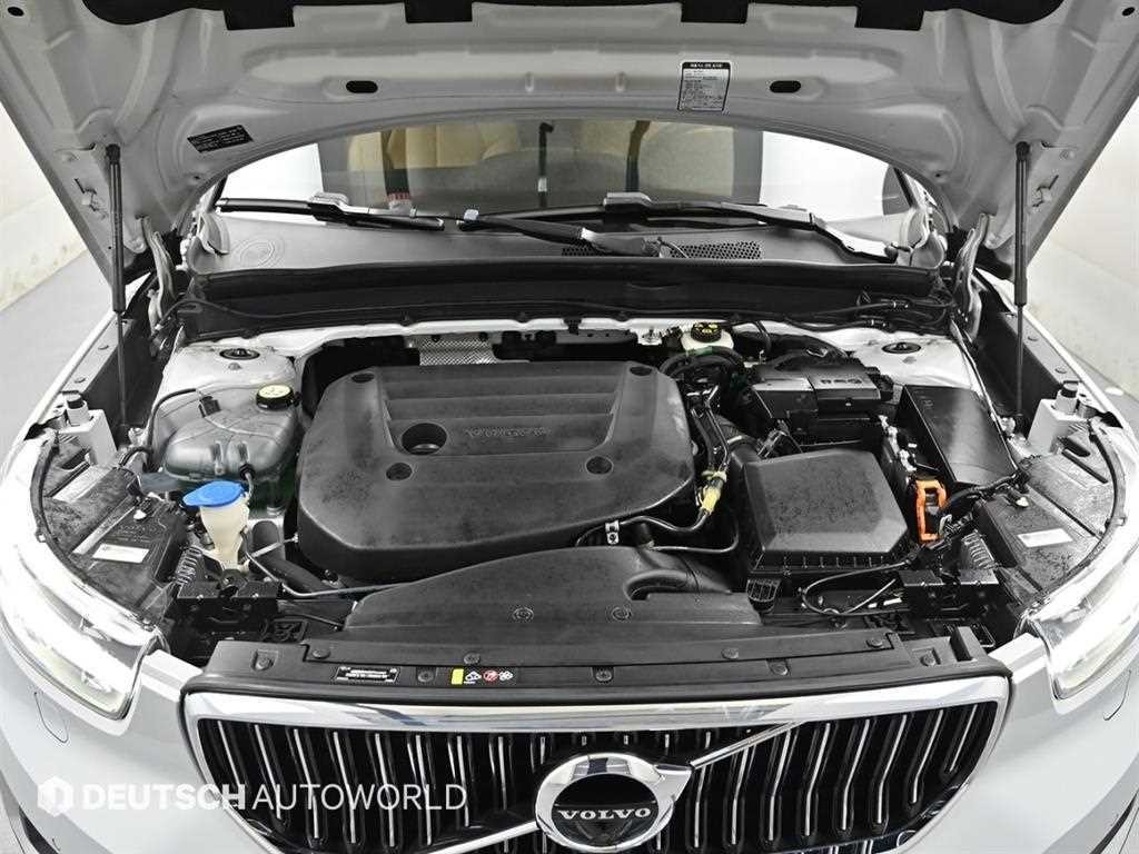 볼보 XC40 B4 AWD 인스크립션 이미지 6
