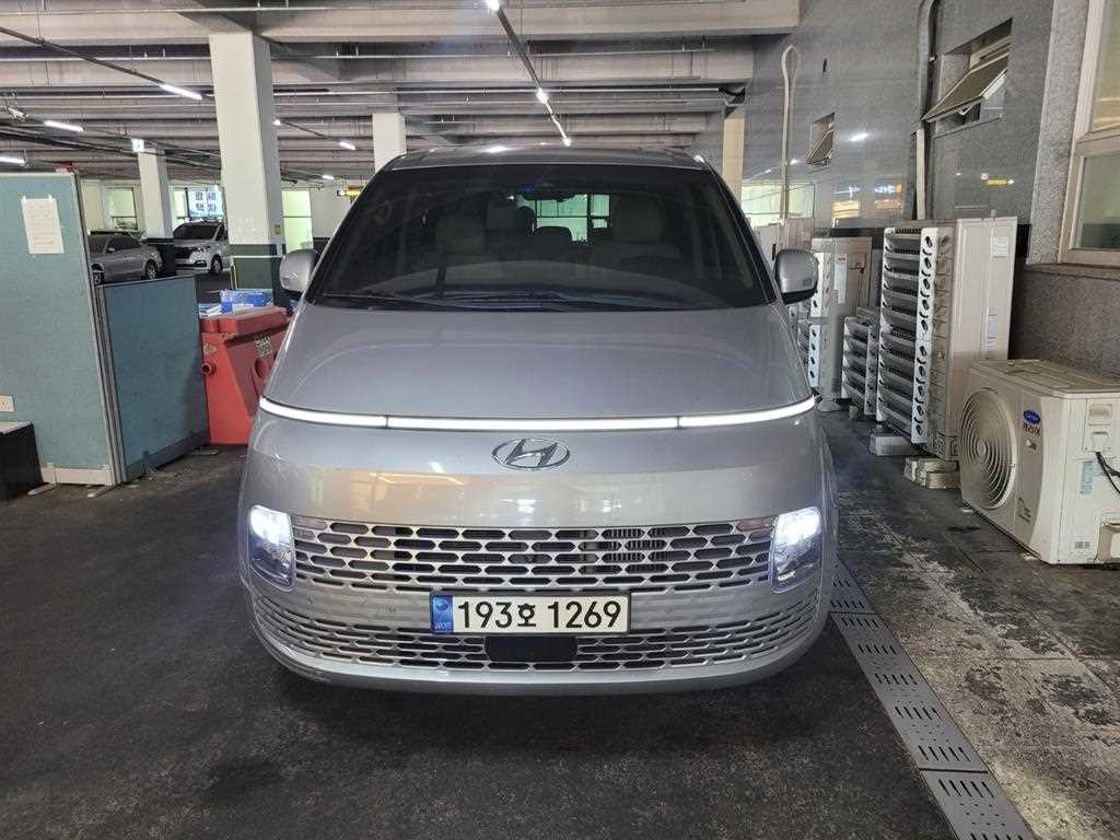 현대 스타리아 4WD 디젤 투어러 모던 이미지 1