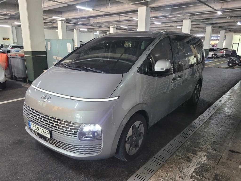 현대 스타리아 4WD 디젤 투어러 모던 이미지 2