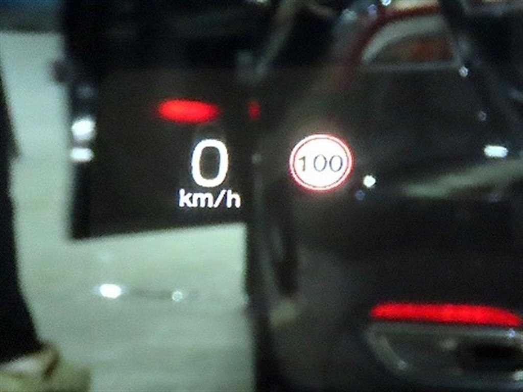 볼보 XC90 XC90 2세대 2.0 T8 AWD R-디자인 이미지 13