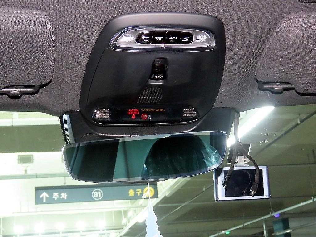 볼보 XC90 XC90 2세대 2.0 T8 AWD R-디자인 이미지 14