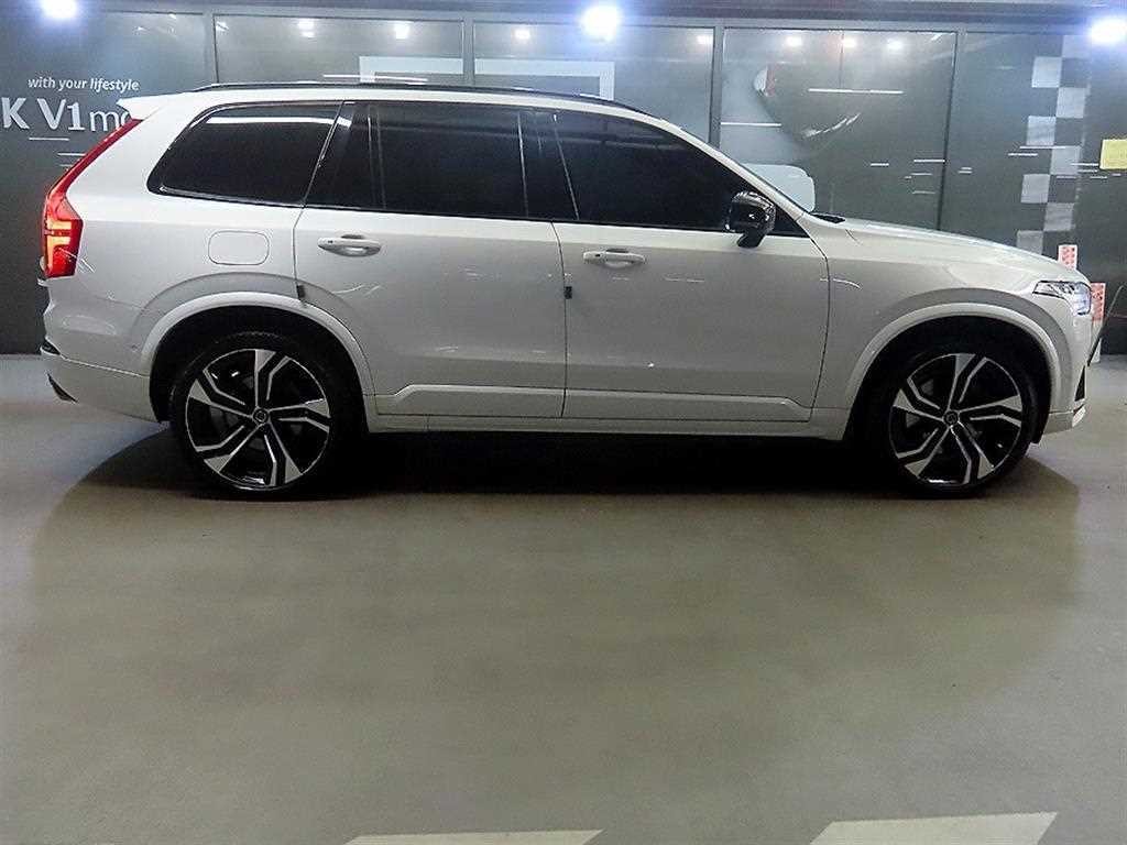 볼보 XC90 XC90 2세대 2.0 T8 AWD R-디자인 이미지 3