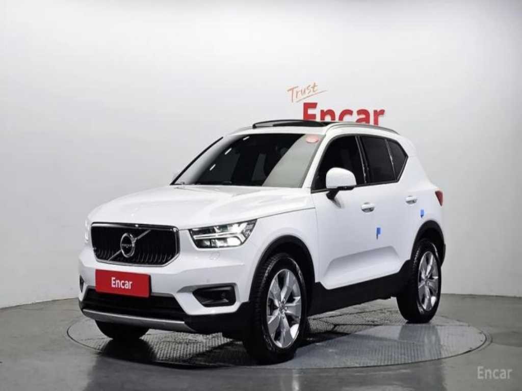 볼보 XC40 B4 AWD R-디자인 이미지 1