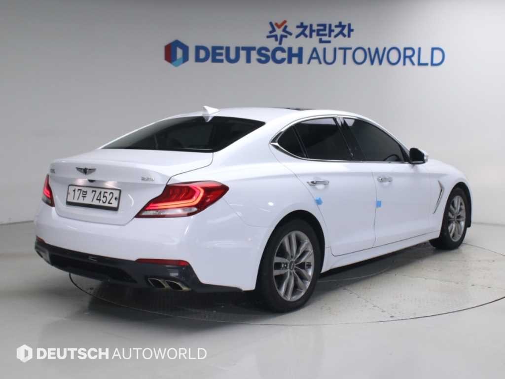 제네시스 G70 2.2D 어드밴스드 이미지 2