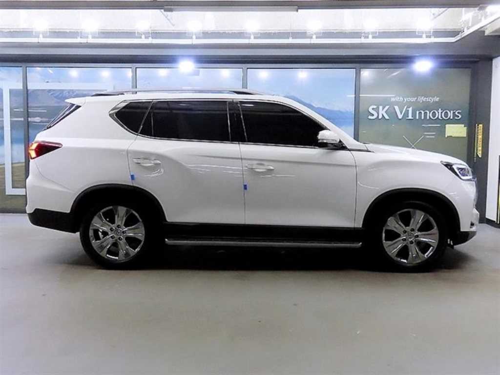 KG모빌리티(쌍용) 렉스턴 올 뉴 렉스턴 (Y450) 디젤 2.2 4WD 마스터 이미지 3