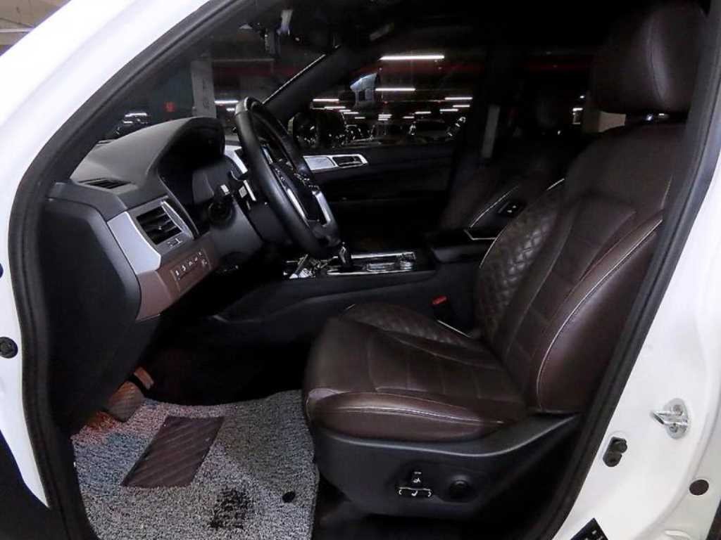 KG모빌리티(쌍용) 렉스턴 올 뉴 렉스턴 (Y450) 디젤 2.2 4WD 마스터 이미지 6