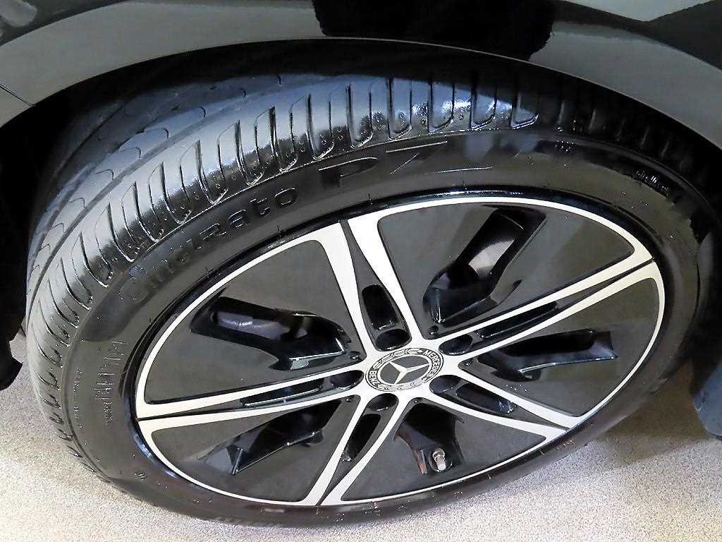 벤츠 A 클래스 A클래스 W177 A220 세단 이미지 19