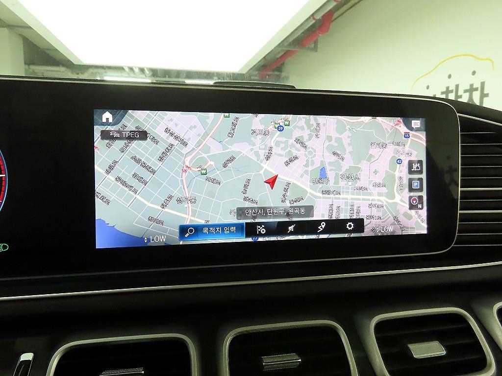 벤츠 GLE 클래스 GLE 클래스 W167 GLE 300d 4MATIC 이미지 9