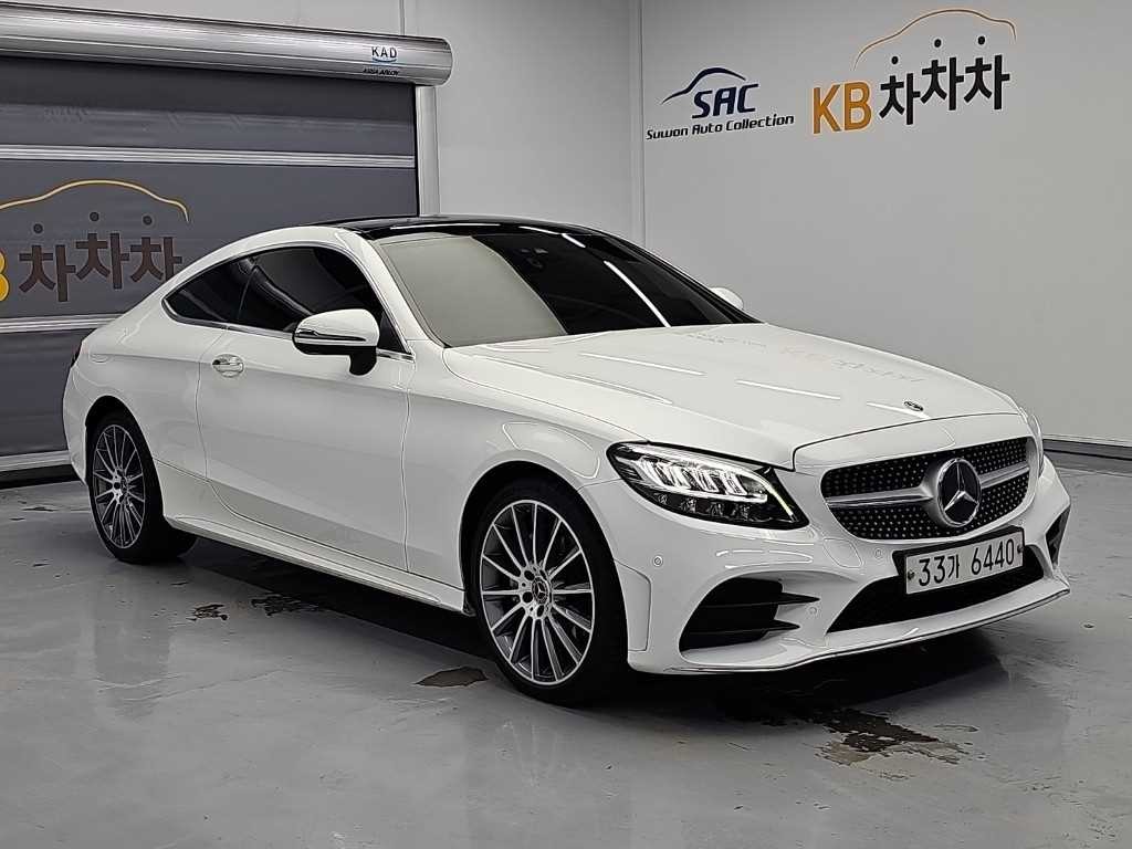 벤츠 C 클래스 C클래스 W205 C220 d 4MATIC 쿠페 이미지 4