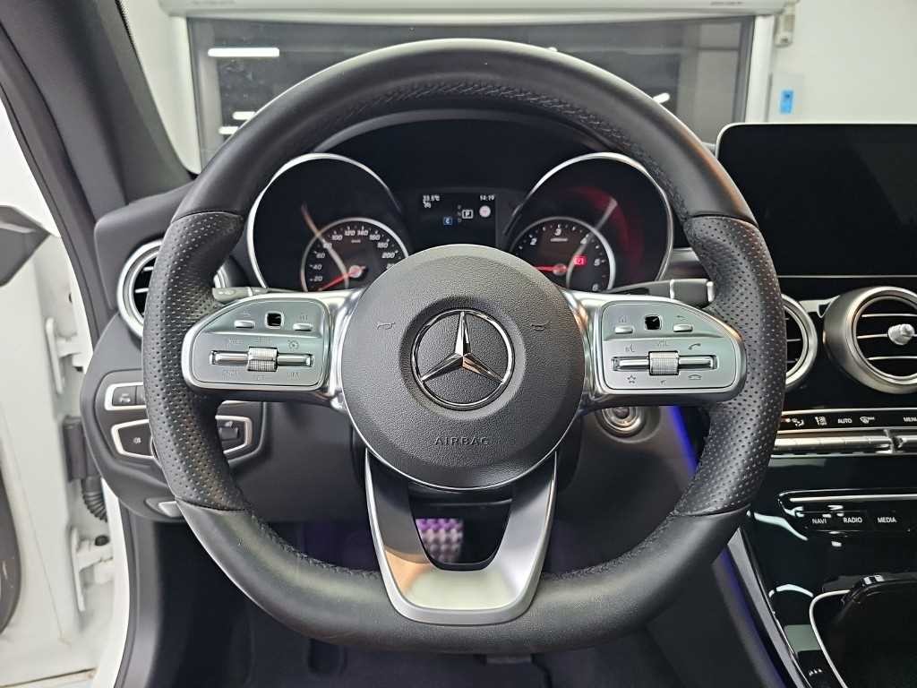 벤츠 C 클래스 C클래스 W205 C220 d 4MATIC 쿠페 이미지 9