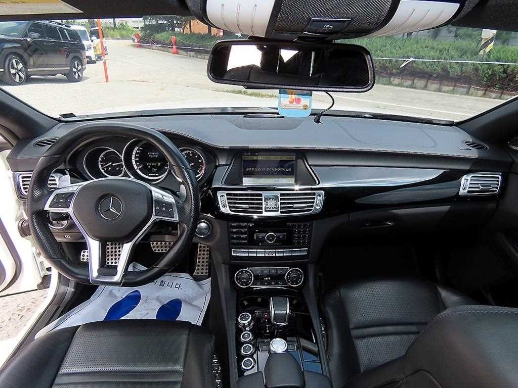 벤츠 CLS 클래스 CLS클래스 W218 CLS 63 AMG 이미지 7
