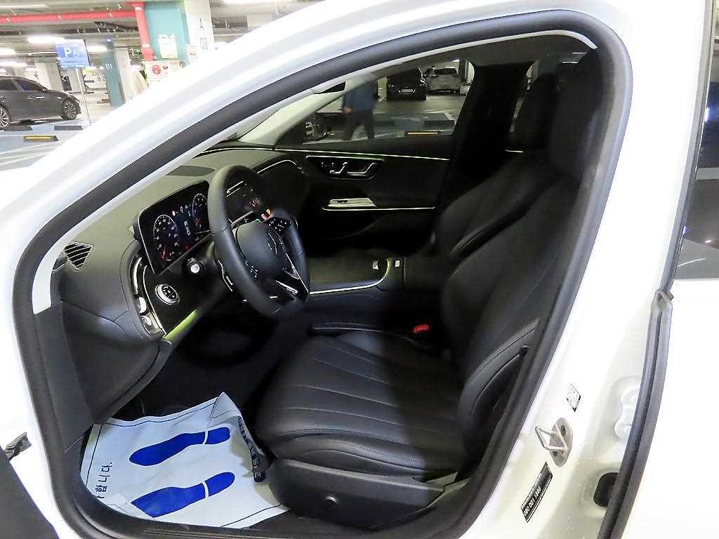 벤츠 E 클래스 E-클래스 W214 E200 아방가르드 리미티드 이미지 6