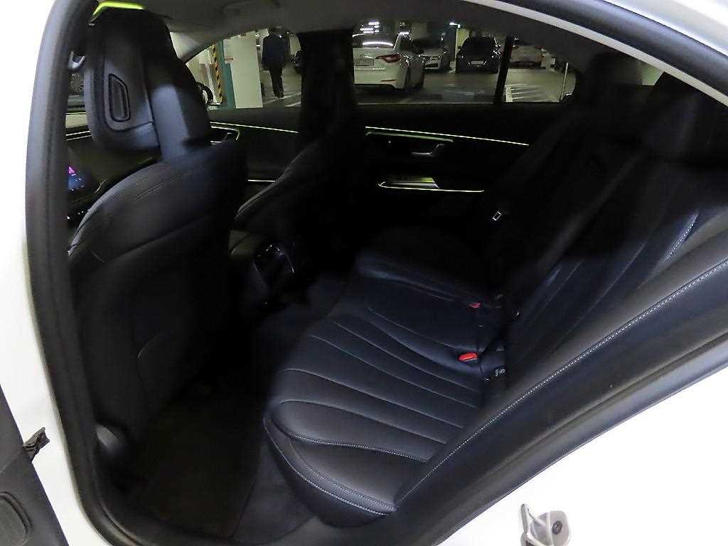 벤츠 E 클래스 E-클래스 W214 E200 아방가르드 리미티드 이미지 7
