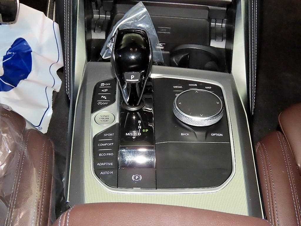 BMW 4시리즈 4시리즈 (G22) 420d 그란쿠페 M 스포츠 퍼스트 에디션 이미지 12