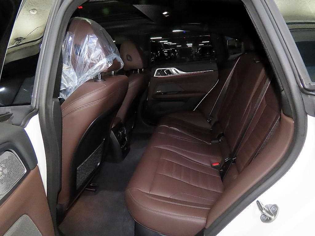 BMW 4시리즈 4시리즈 (G22) 420d 그란쿠페 M 스포츠 퍼스트 에디션 이미지 7