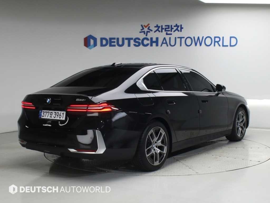 BMW 5시리즈 5시리즈 (G60) 520i 기본형 이미지 2