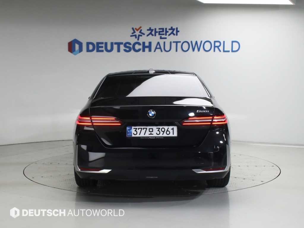 BMW 5시리즈 5시리즈 (G60) 520i 기본형 이미지 4