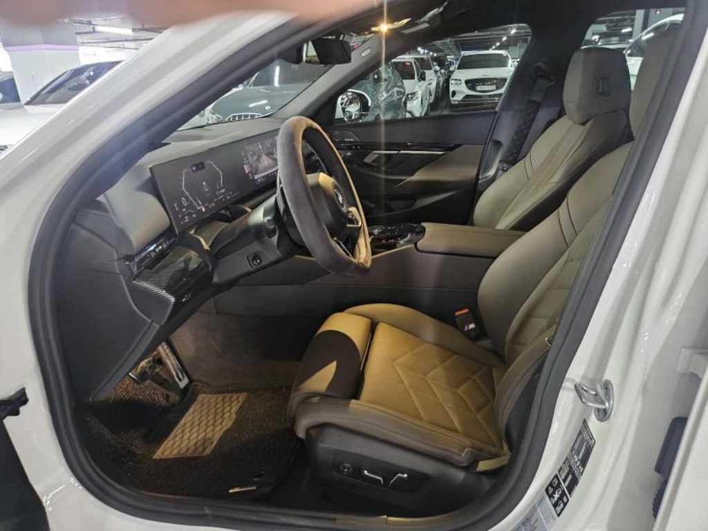 BMW 5시리즈 5시리즈 (G60) 523d xDrive 기본형 이미지 10