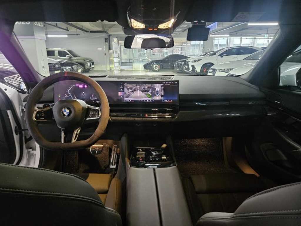 BMW 5시리즈 5시리즈 (G60) 523d xDrive 기본형 이미지 11