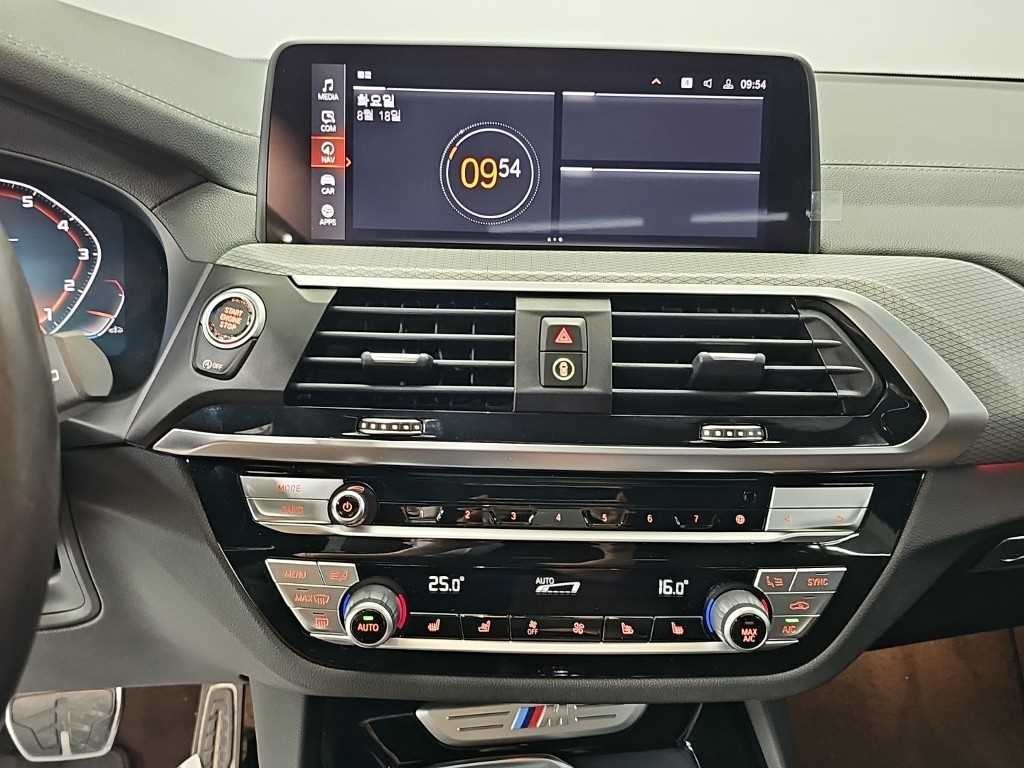 BMW X3 X3 (G01) xDrive M40i 온라인 익스클루시브 에디션 이미지 10