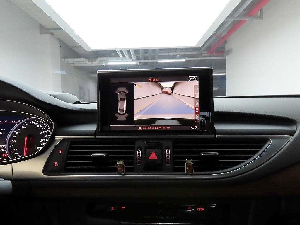 아우디 A7 55 TDI 콰트로 프리미엄 이미지 14