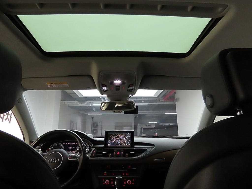 아우디 A7 55 TDI 콰트로 프리미엄 이미지 15