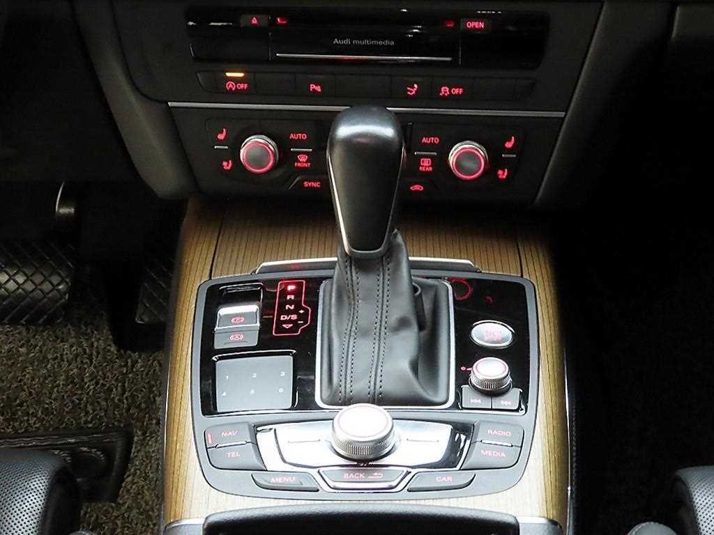 아우디 A7 55 TDI 콰트로 프리미엄 이미지 8