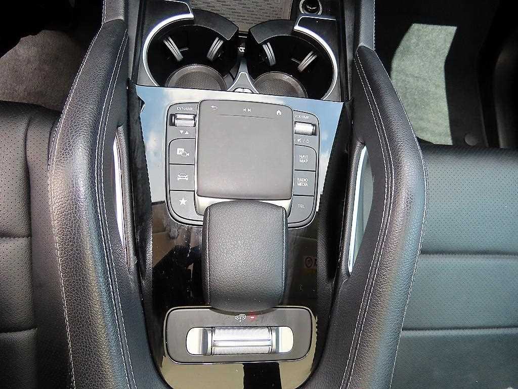 벤츠 GLE 클래스 GLE 클래스 W167 GLE 300d 4MATIC 이미지 12