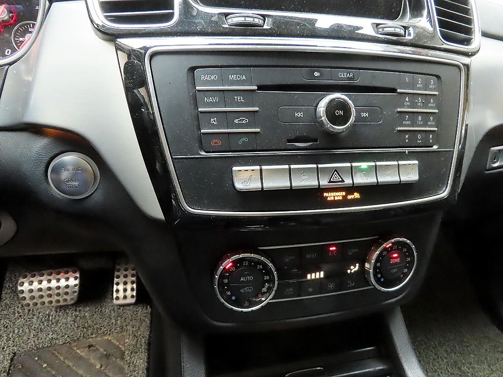 벤츠 GLE 클래스 GLE 클래스 W166 GLE 350 d 4MATIC 쿠페 이미지 15