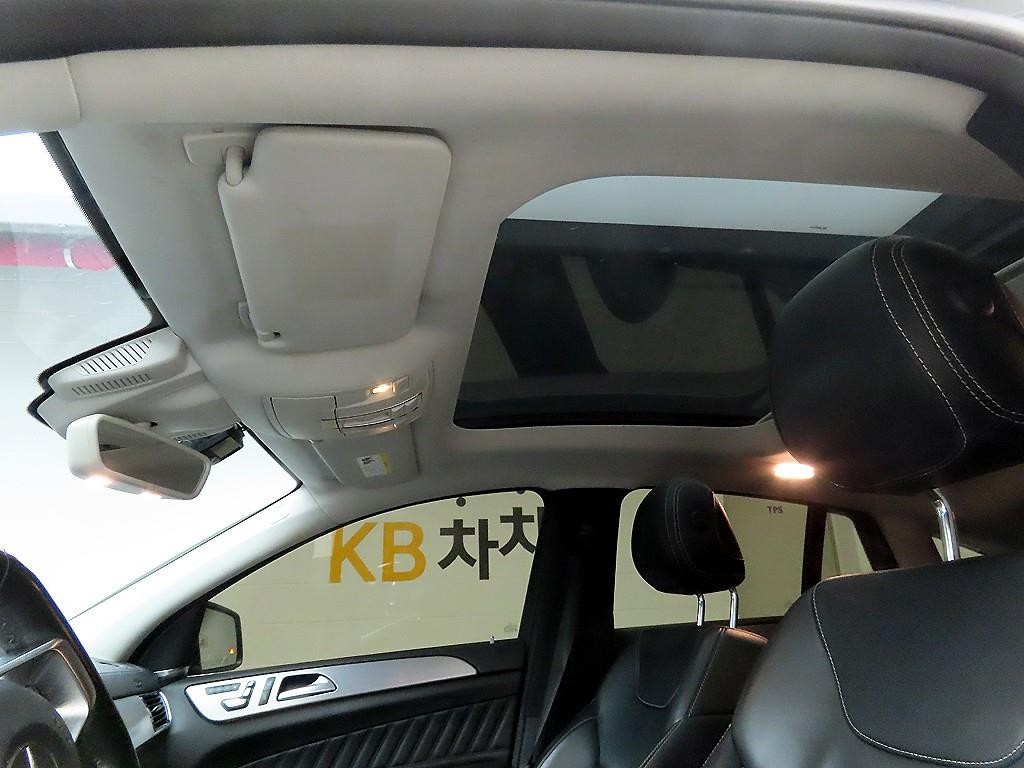 벤츠 GLE 클래스 GLE 클래스 W166 GLE 350 d 4MATIC 쿠페 이미지 16