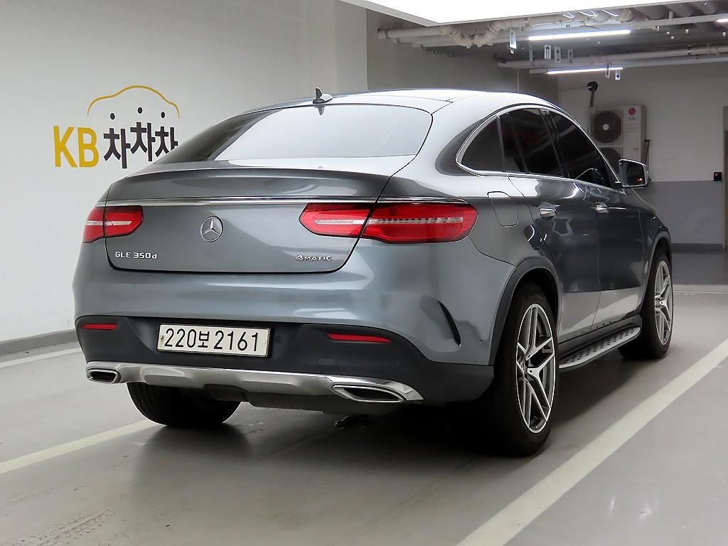 벤츠 GLE 클래스 GLE 클래스 W166 GLE 350 d 4MATIC 쿠페 이미지 4