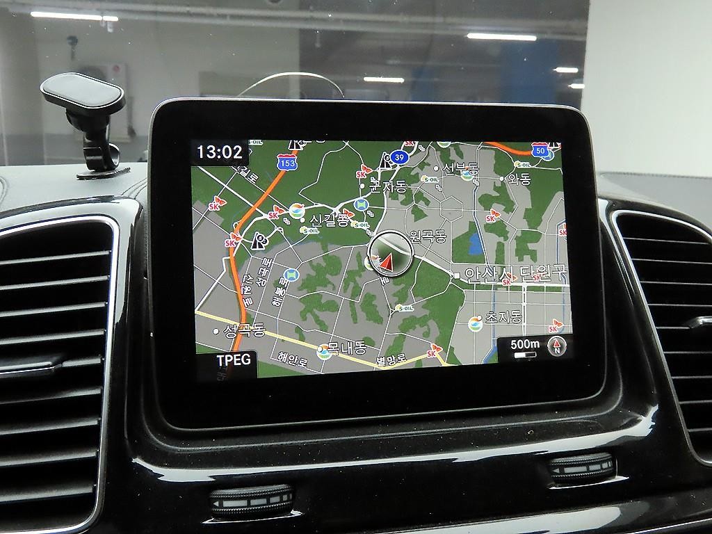 벤츠 GLE 클래스 GLE 클래스 W166 GLE 350 d 4MATIC 쿠페 이미지 9