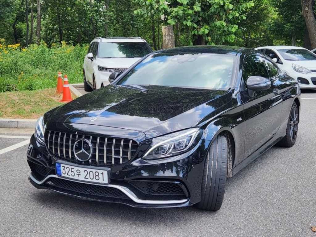 벤츠 C 클래스 C클래스 W205 C43 AMG 4MATIC 쿠페 이미지 2