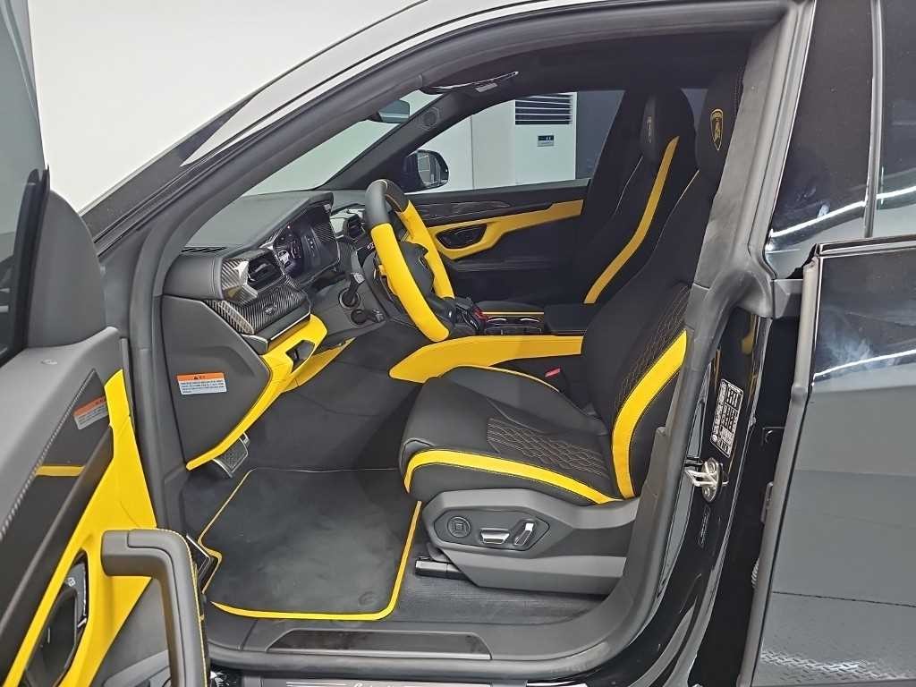 람보르기니 우루스 4.0 V8 SE PHEV 이미지 11