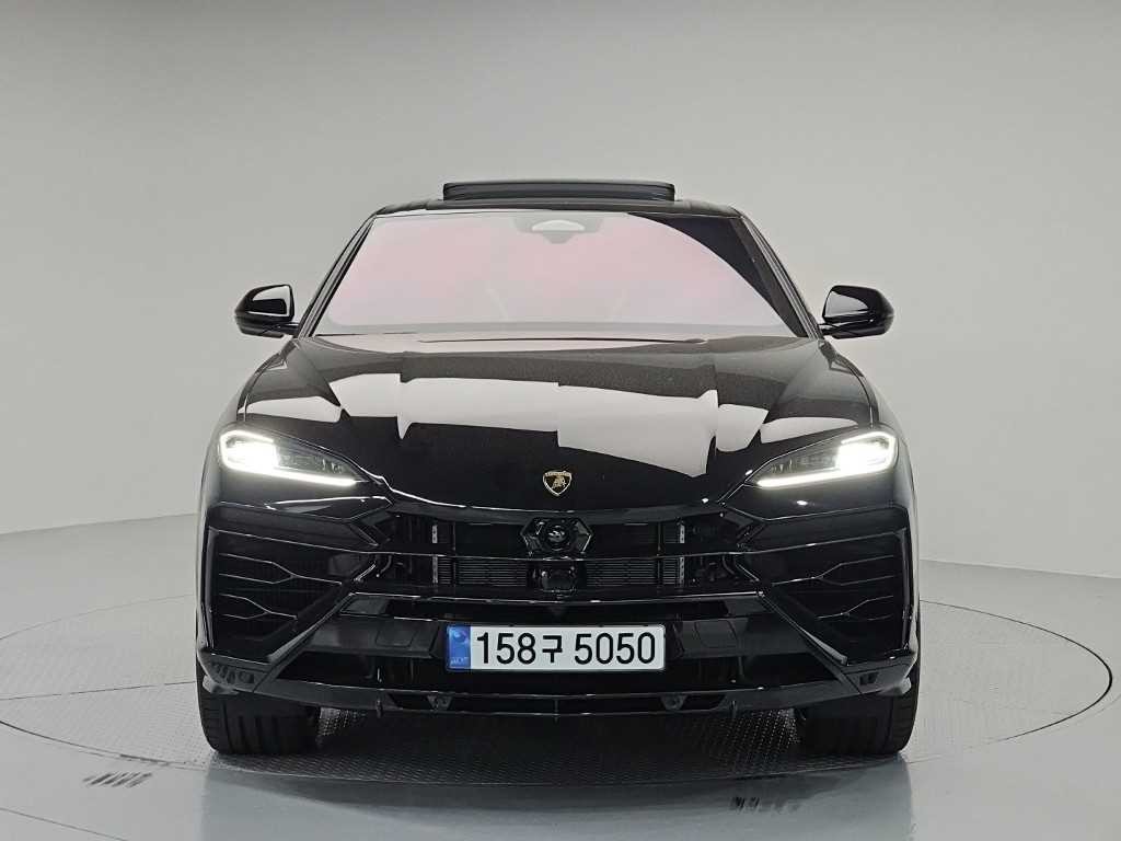 람보르기니 우루스 4.0 V8 SE PHEV 이미지 2