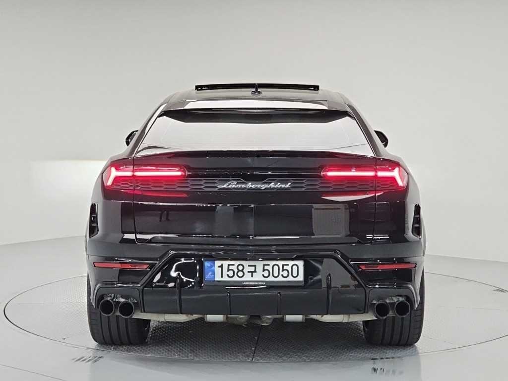 람보르기니 우루스 4.0 V8 SE PHEV 이미지 3