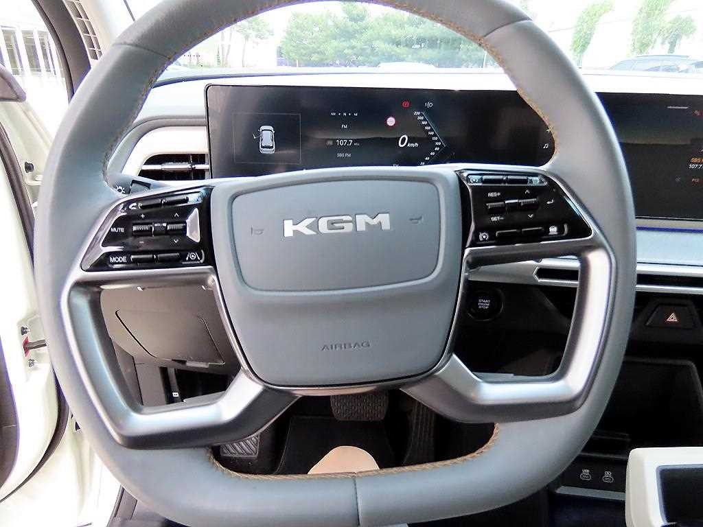 KG모빌리티(쌍용) 토레스 더 뉴 토레스 하이브리드 T7 2WD 이미지 8